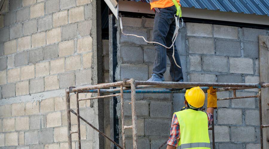 Professional New roof installation in Lindsay, CA